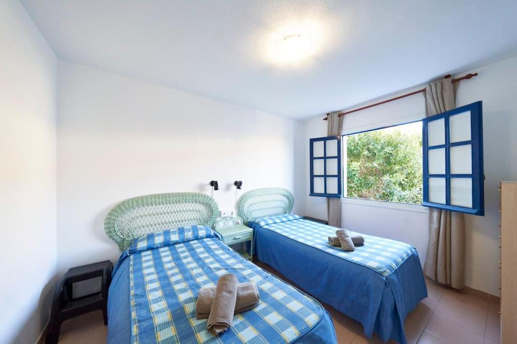 Tres Pinos 2 Apartment *